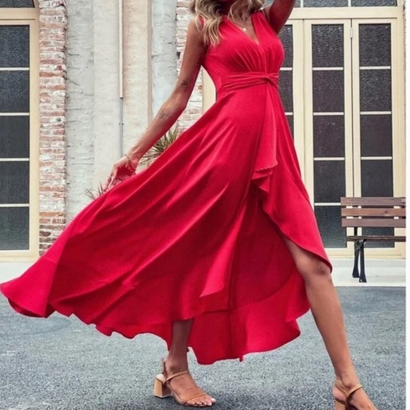 Luxurious Sleeveless High Low Ruffle Maxi Dress - Picture 7 of 14